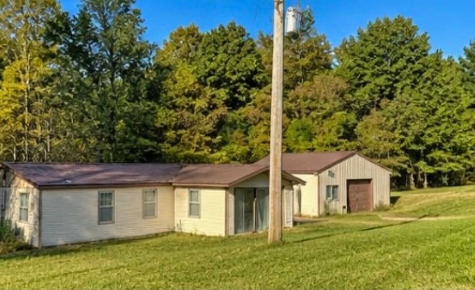 1st image of 10171 Tanzy Rd