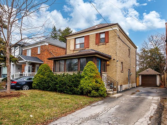 3rd image of 51 Denvale Rd