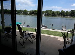 2488 Stroebe Island Dr #5, Appleton, WI 54914