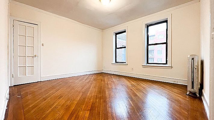 1st image of 143-54 Roosevelt Ave #4D