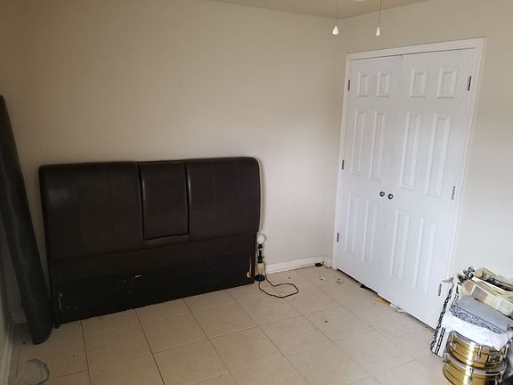 5th image of 3937 Odin St