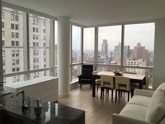 Rented by Sotheby's International Realty | media 39