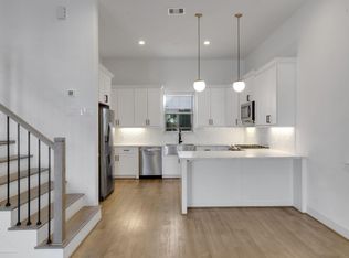 1526 Chestnut St, Houston, TX 77009
