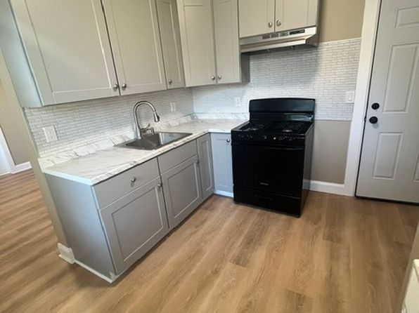 672 Southard St #2