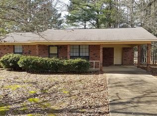 1467 Lee Line Rd, Tupelo, MS 38801