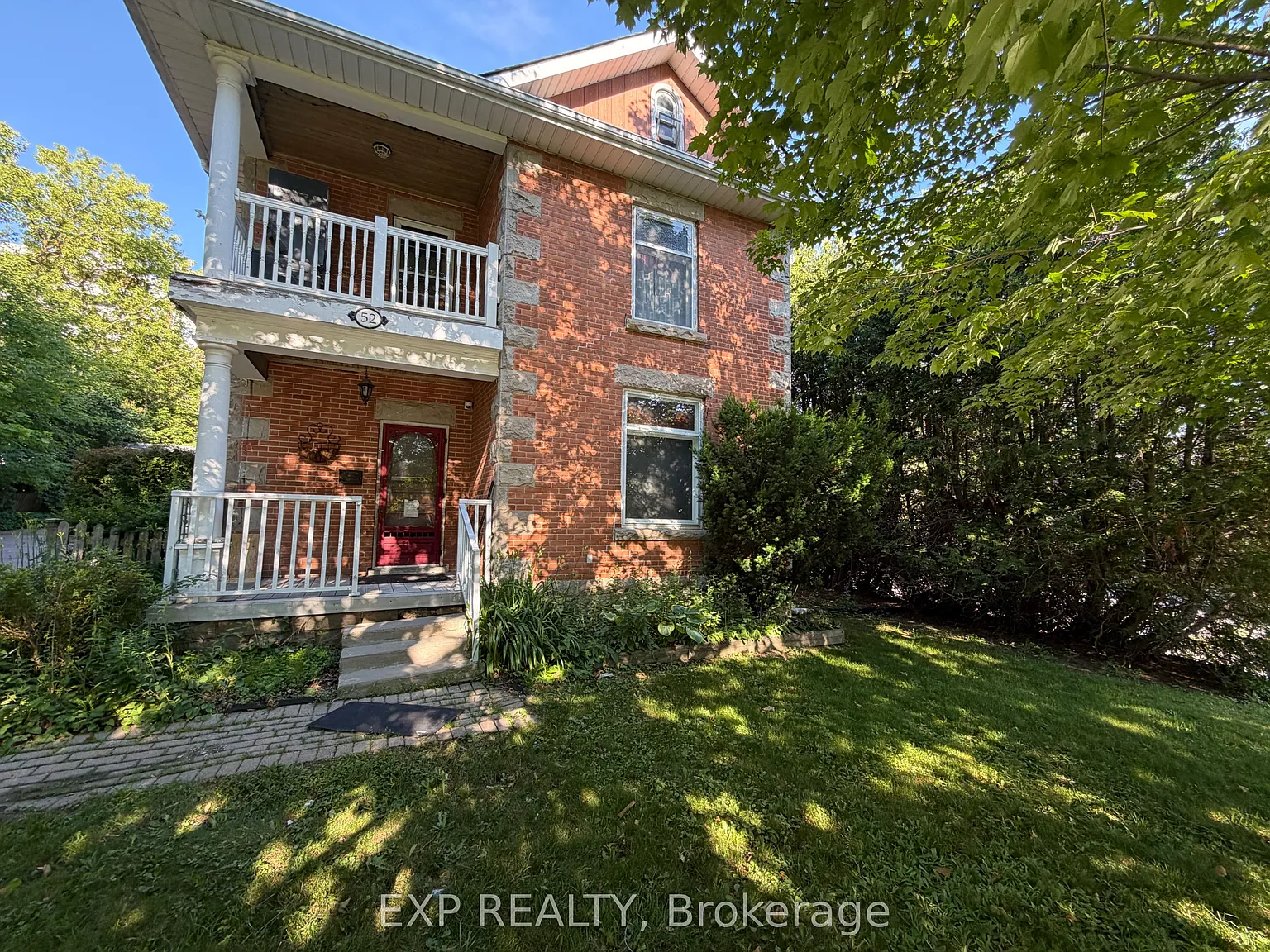 2 bed, $2,300 — Photo 1