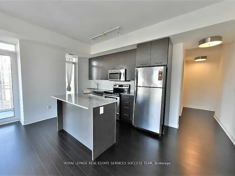 365 Prince Of Wales Dr #1802 — Photo 3