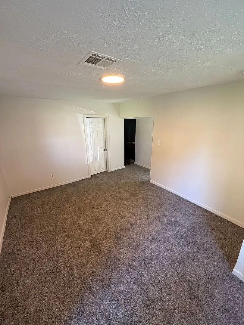 2640 S Price — Photo 2