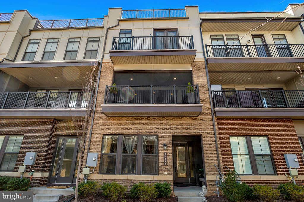 23088 Lavallette Sq, Ashburn, VA 20148 Zillow