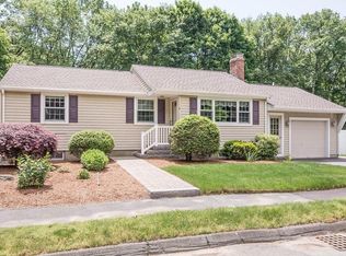 3 Charles St, North Reading, MA 01864