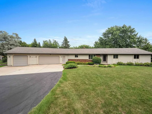 1611 Talus Cir, De Pere, WI 54115