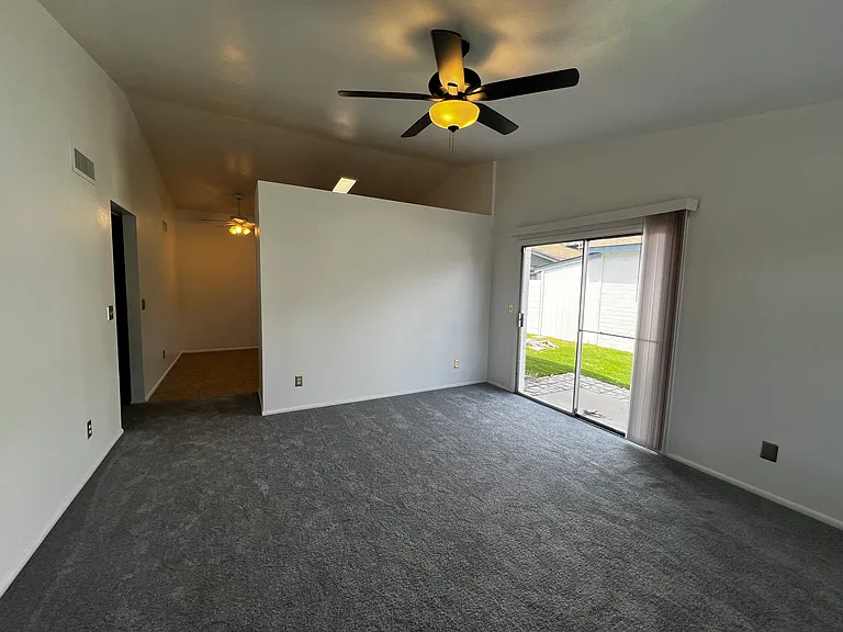 5135 E Evergreen St #1236 — Photo 4