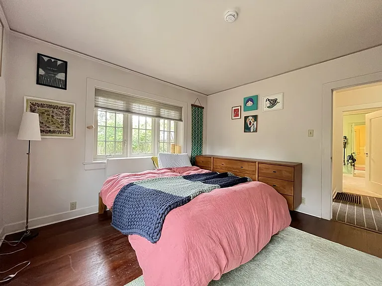 2430 SE Park Ave — Photo 23