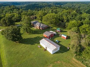 2978 Robinson Creek Rd, Huntland, TN 37345