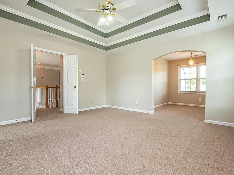 225 Heritage Lake Dr — Photo 60
