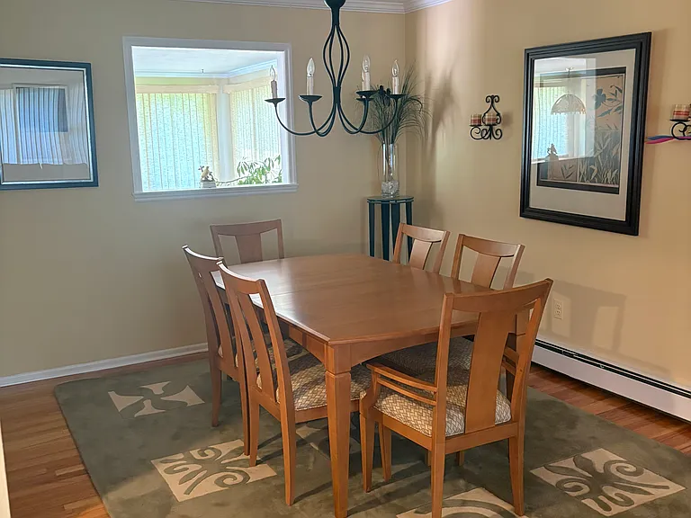 254 Manor Blvd — Photo 10
