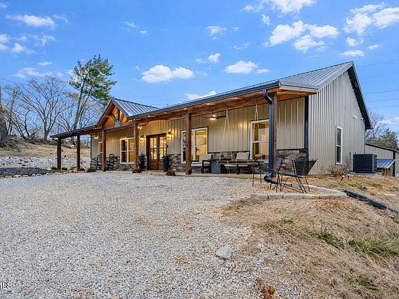 2nd image of 636 Camp Ridge Rd