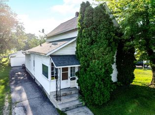 818 N Front St, Fremont, OH 43420