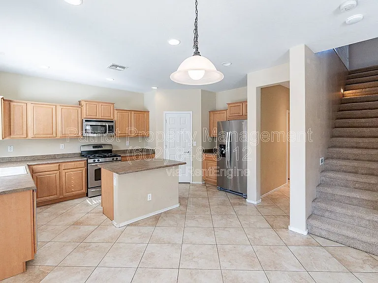 26043 W Potter Dr — Photo 3