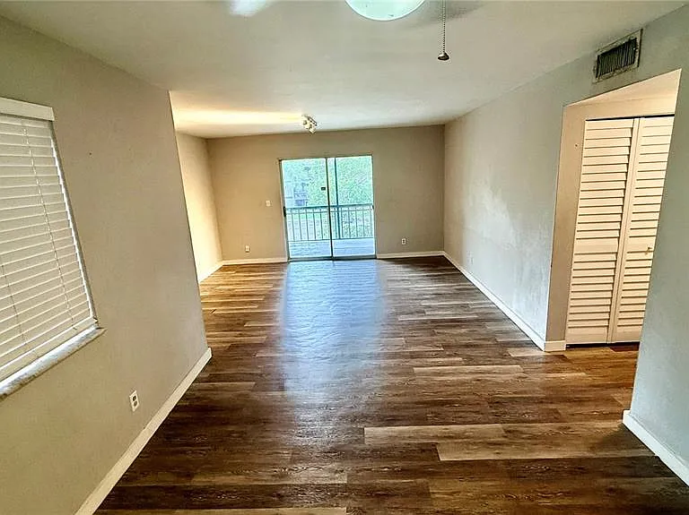 6519 W Newberry Rd #812 — Photo 6