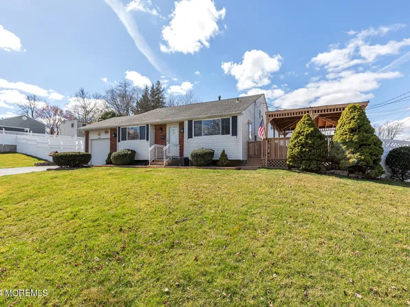 16 Frances Place, Hazlet, NJ 07730