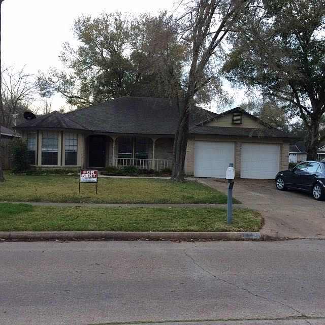 1st image of 15431 Pebble Lake Dr
