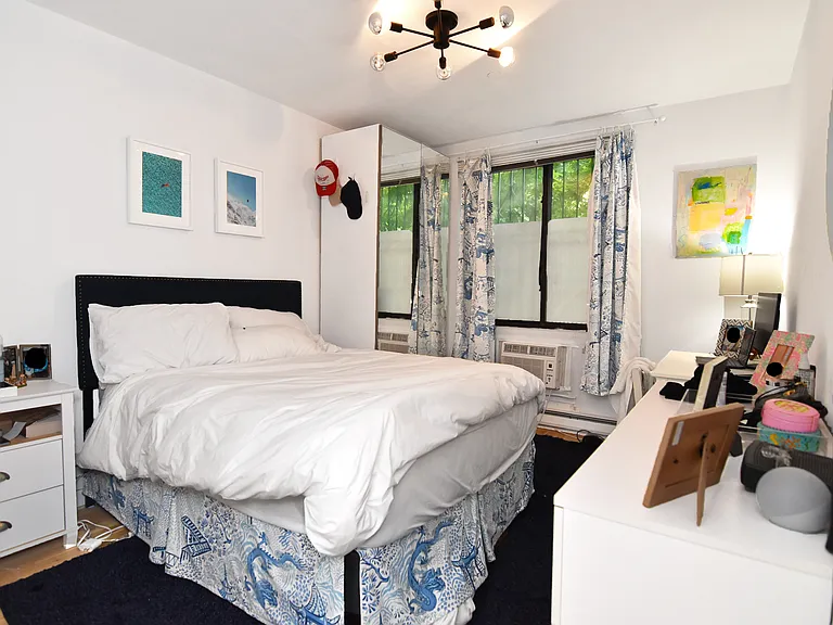 120 Ridge St #1G — Photo 1