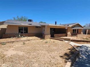 22330 Miramot Rd, Apple Valley, CA 92308