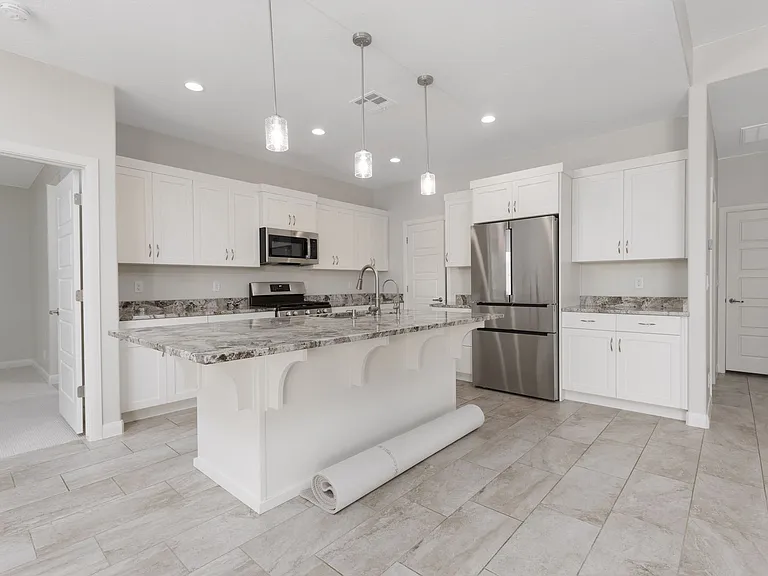 519 S Bracciano Dr — Photo 13