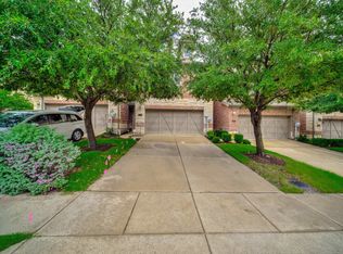403 Teague Dr, Lewisville, TX 75067