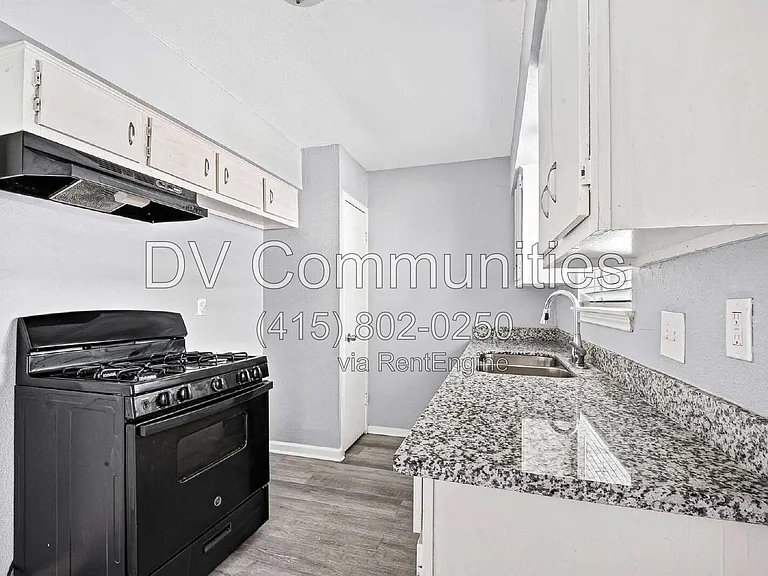 12919 S Coast Dr — Photo 16