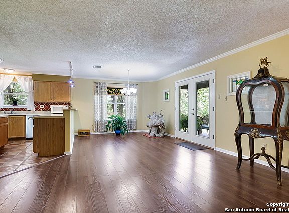4th image of 1548 Freshwater Dr