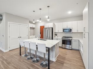 450 SW 7th St #208, Des Moines, IA 50309