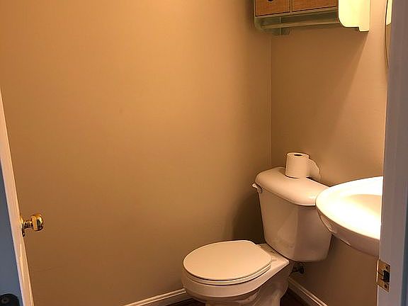 Main floor half-bath