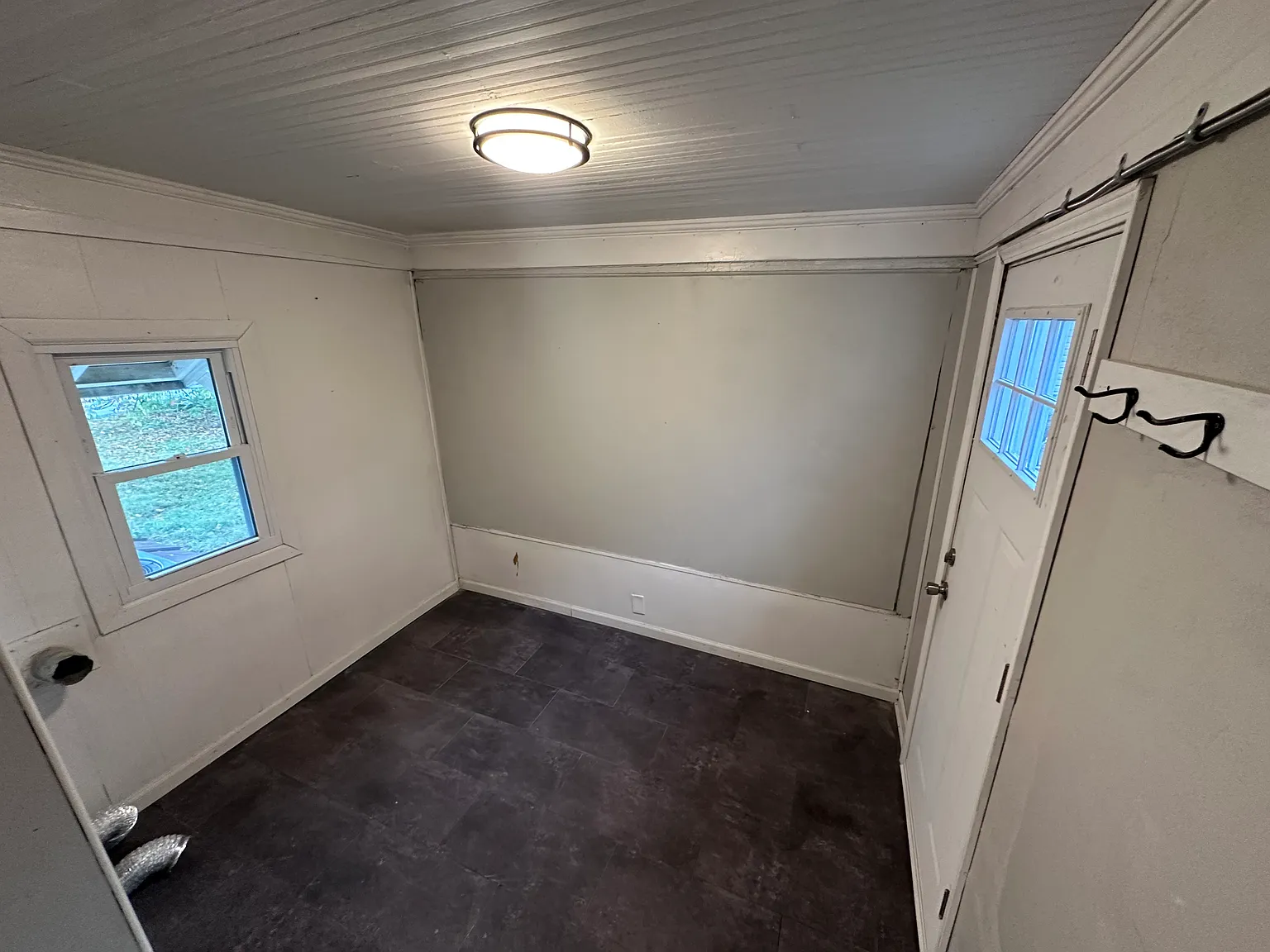 3 bed, 1008 sqft, $1,400 — Photo 1
