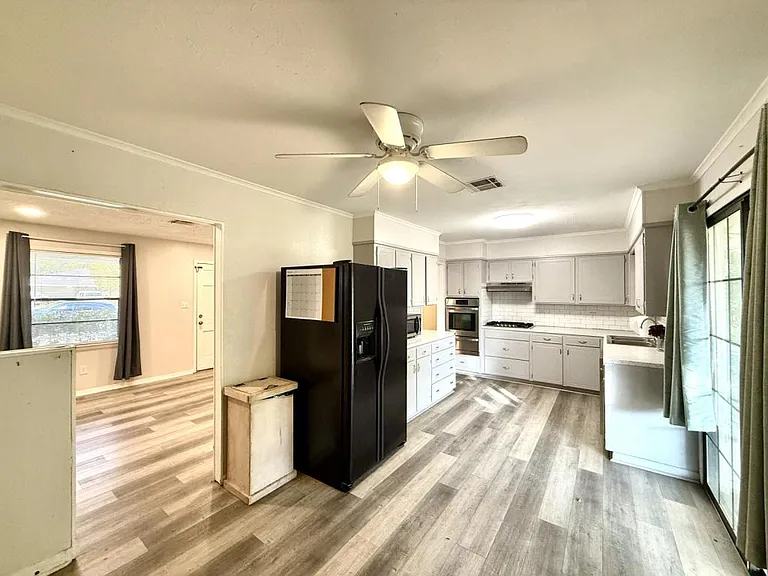2843 Kaylin Dr — Photo 12