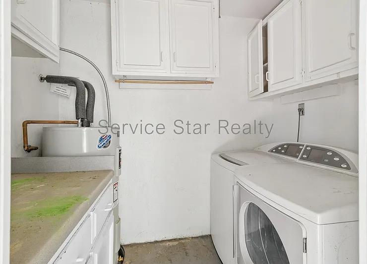 10215 N 8th Pl — Photo 13