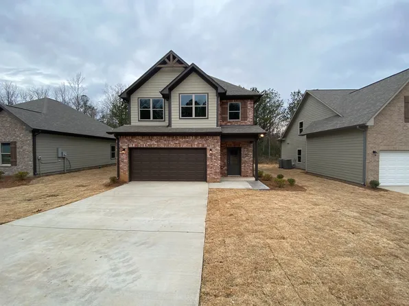 7950 Saint James Dr, Pinson, AL 35126