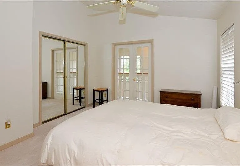 bedroom 2 upstairs