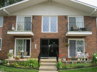 54701 Shelby Rd, Shelby Township, MI 48316