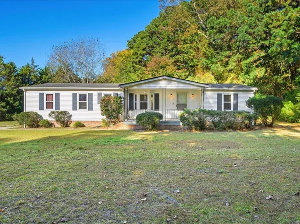 88 Henry Baker Rd, Zebulon, NC 27597