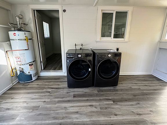 5th image of 467 S Buena Vista Ave #467A
