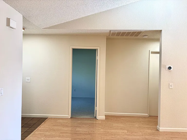 1211 Capri Way #3 — Photo 3