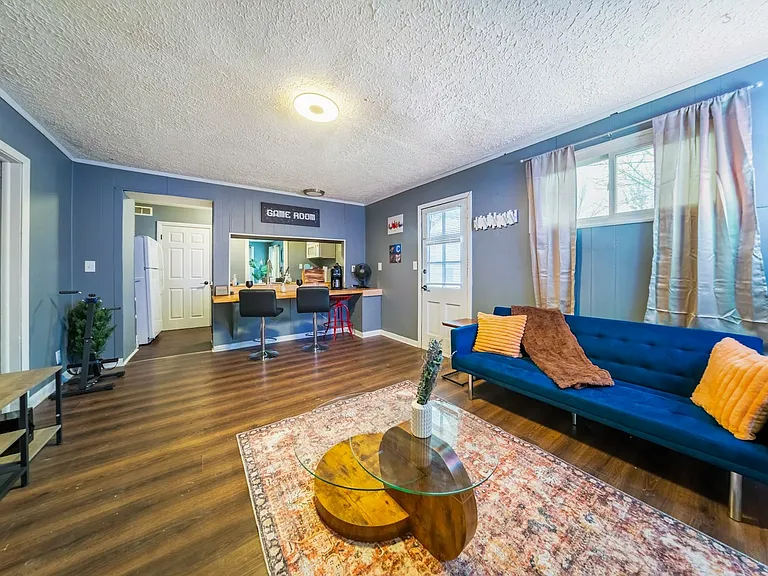 2513 Greenvale Rd — Photo 23