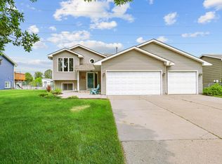 2708 94th Ave N, Brooklyn Park, MN 55444