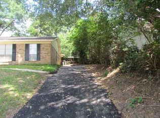 305 Montevallo Ct, Mobile, AL 36608