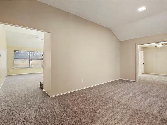 3rd image of 7144 Penshire Dr