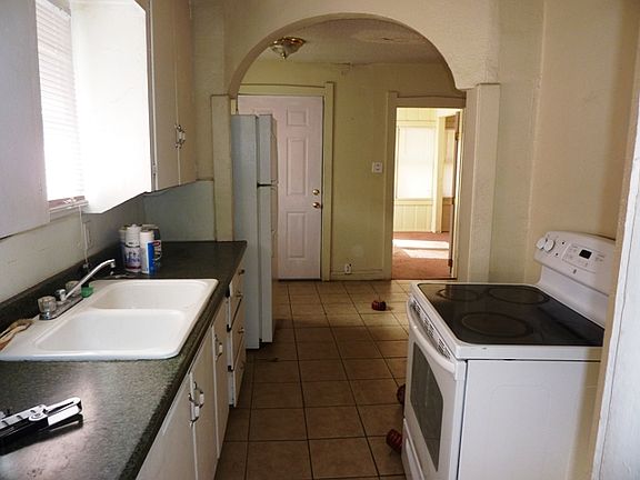 2nd image of 2134 N 33rd St