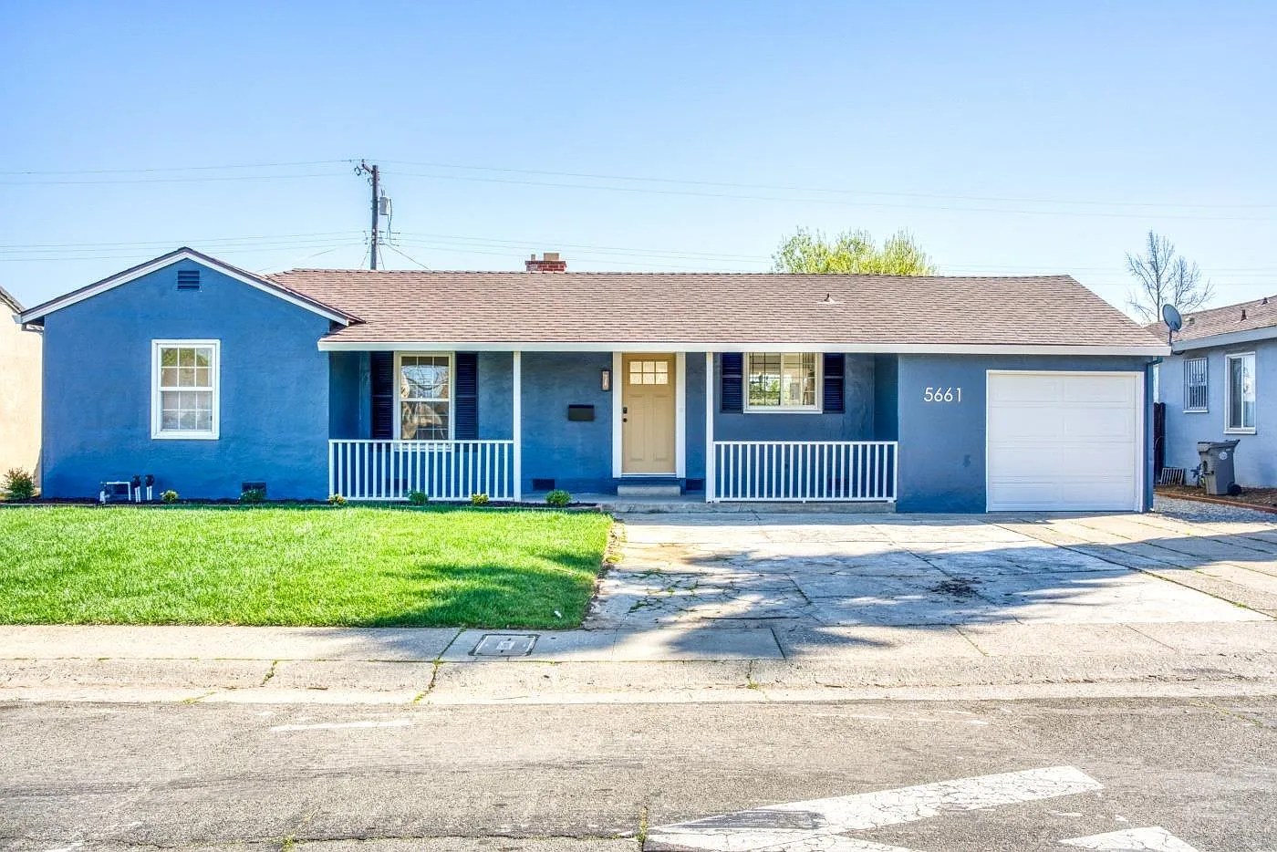 5661 62nd St photo 1