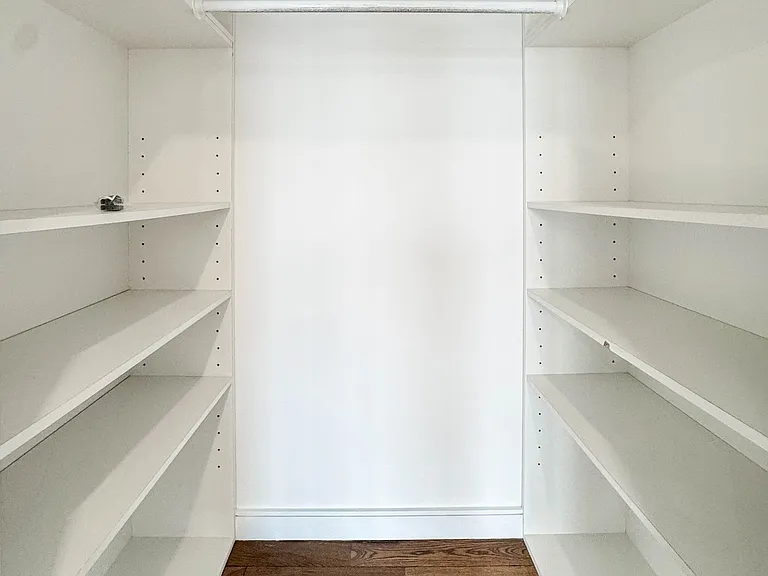 689 Leonard St #3A — Photo 23